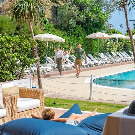 Valverde & Residenza Апарт-отель 4*