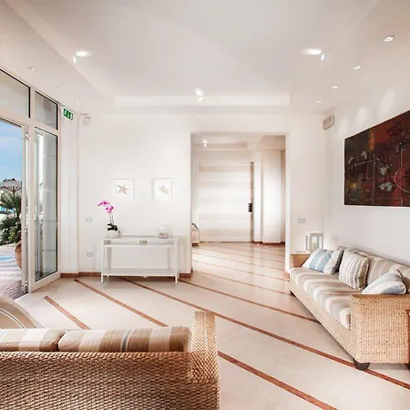 Valverde&residenza 4*