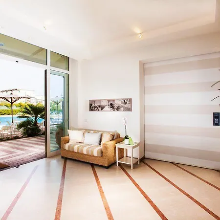 Апарт-отель Valverde & Residenza Чезенатико