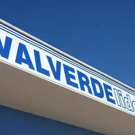 מלון דירות Valverde & Residenza 4*