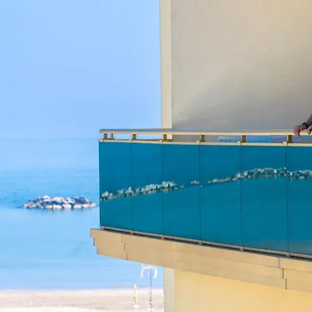 Valverde & Residenza Lägenhetshotell Cesenatico