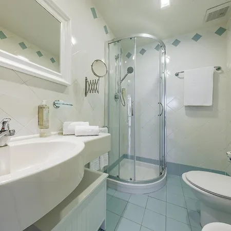 Valverde & Residenza 4*